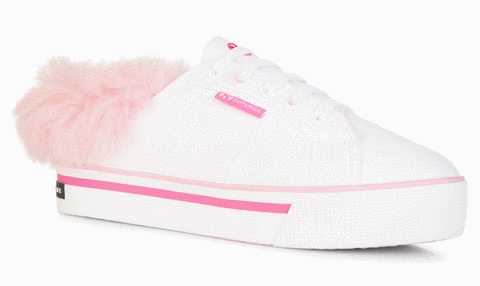 CHARLOTTE-SIMONE-SUPERGA-GIF