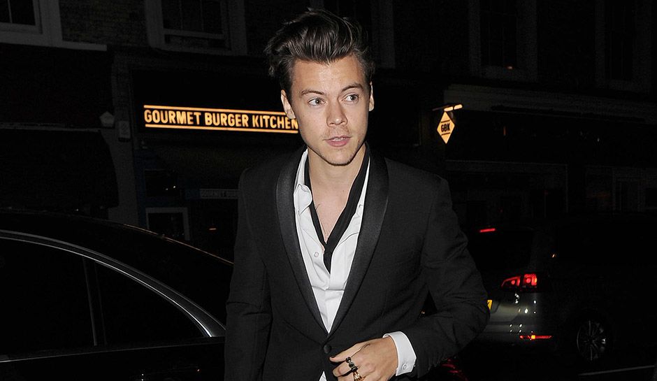 HARRY STYLES NUEVO LOOK