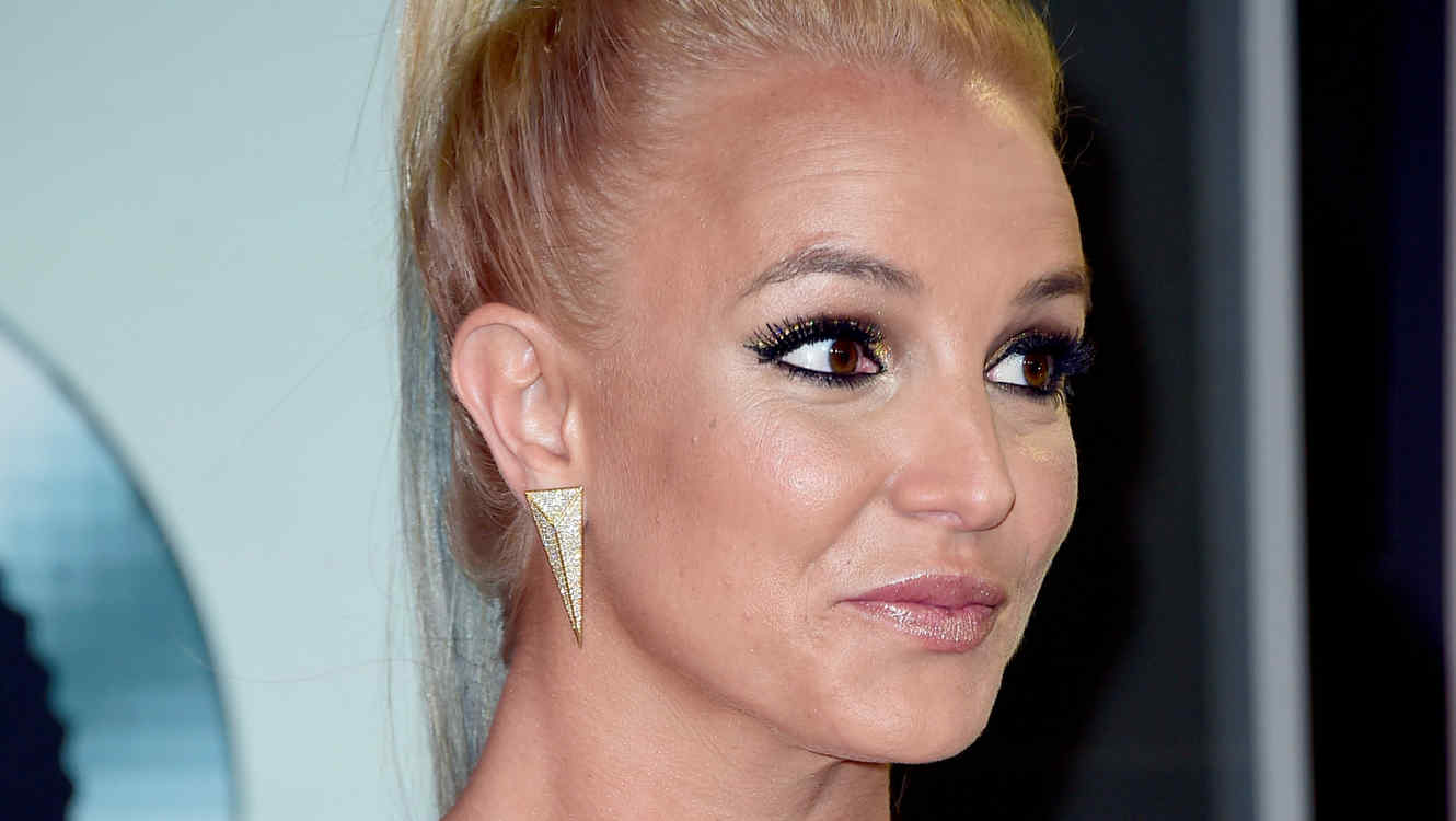 BRITNEY SPEARS RED CARPET DESTACADA