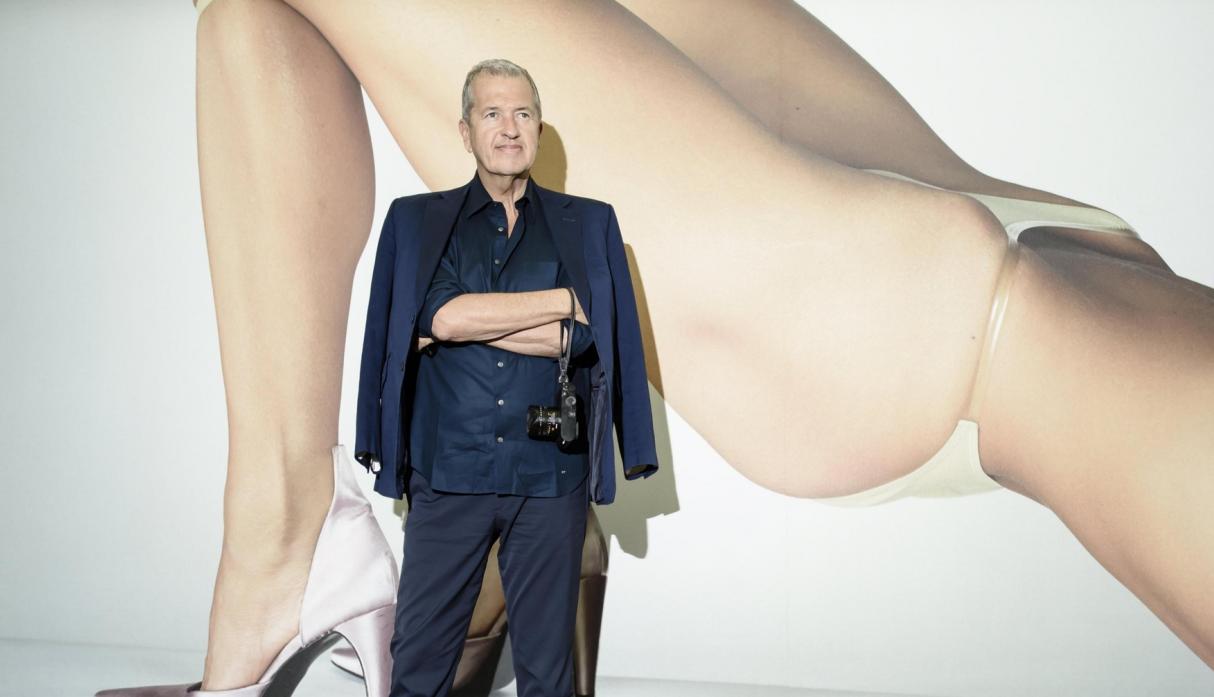 MARIO TESTINO UNDRESSED BERLIN