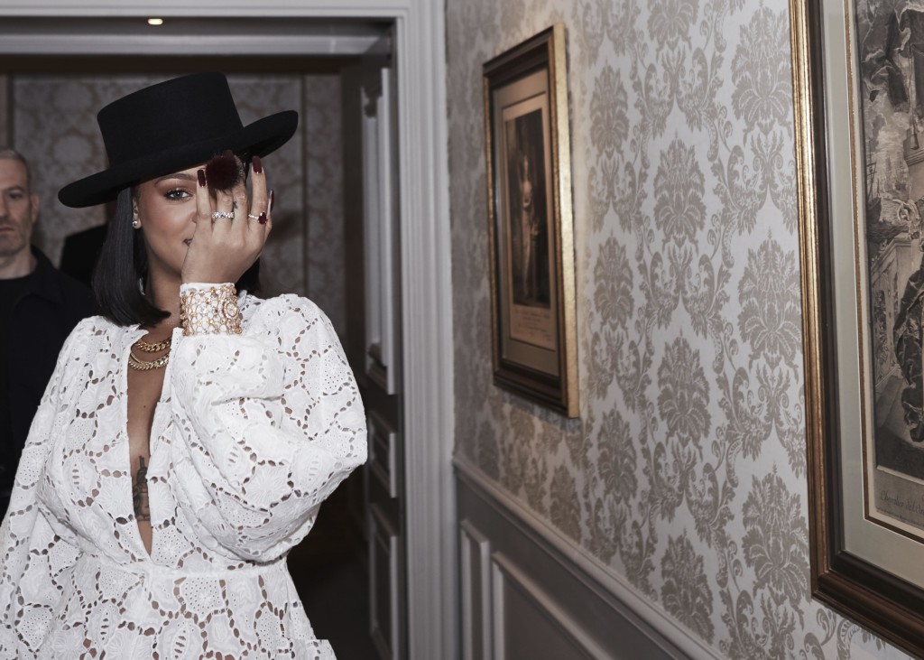 RIHANNA LVMH PRIZE CHOPARD