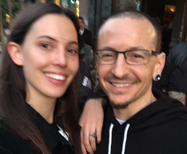 CHESTER-BENNINGTON-CELEBS-DESTACADA