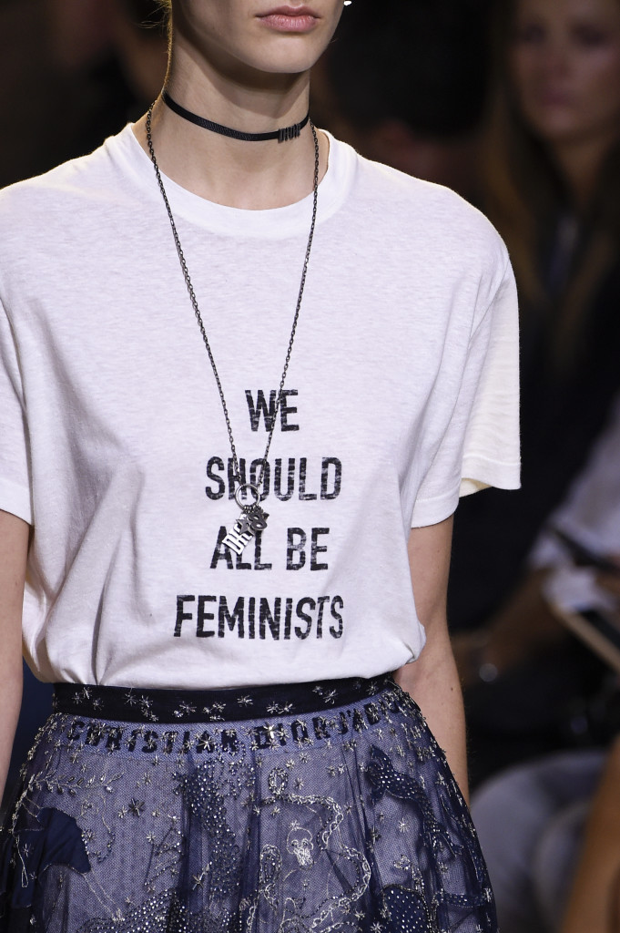 DIOR LETTERING MONDADORI RUNWAY 2