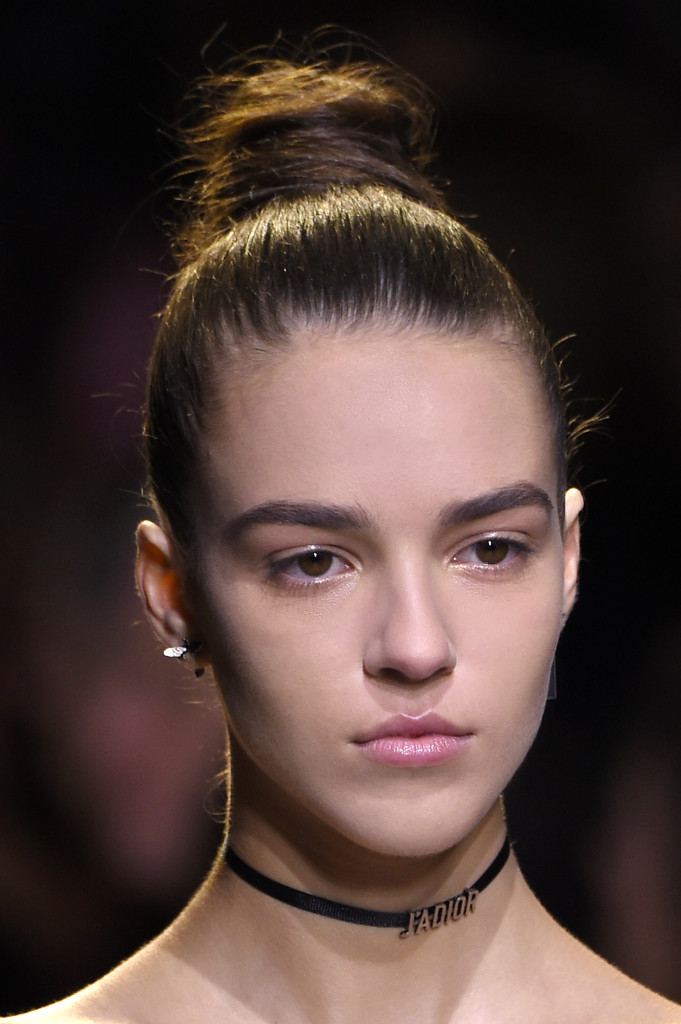 DIOR LETTERING MONDADORI RUNWAY 1