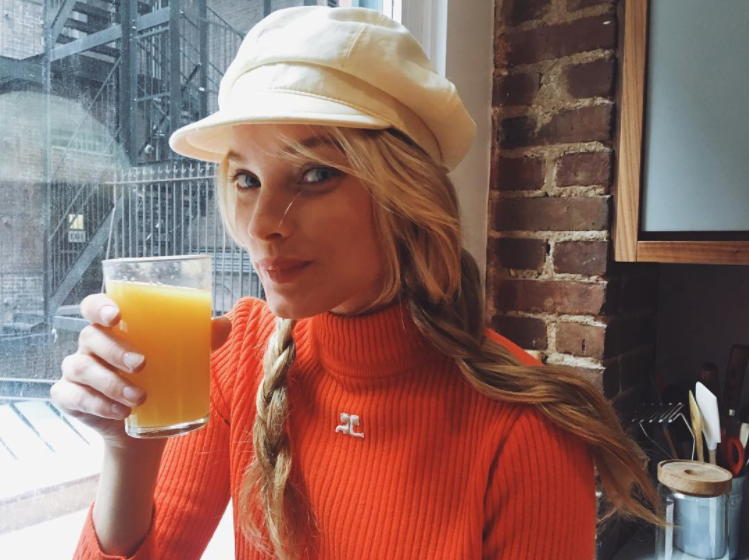 ELSA HOSK SWEATER DESTACADA