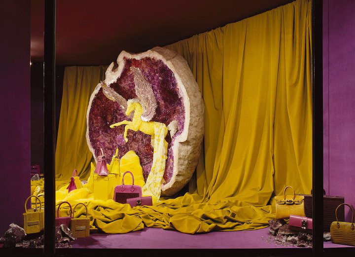 HERMES-LEILA-MENCHARI-EXPO-3