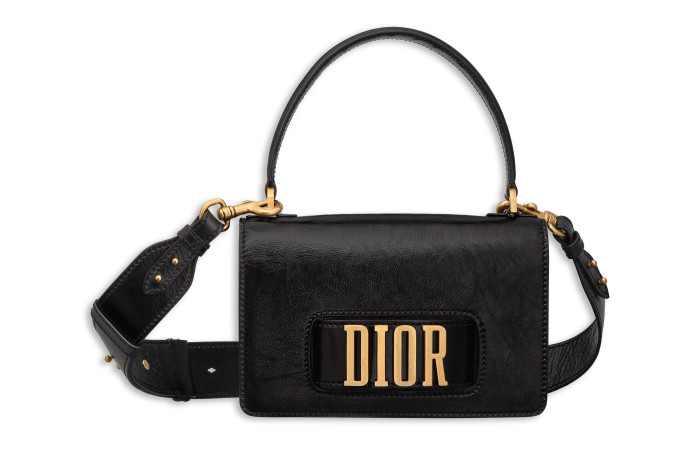 Celine Dion y el leather look para Dior