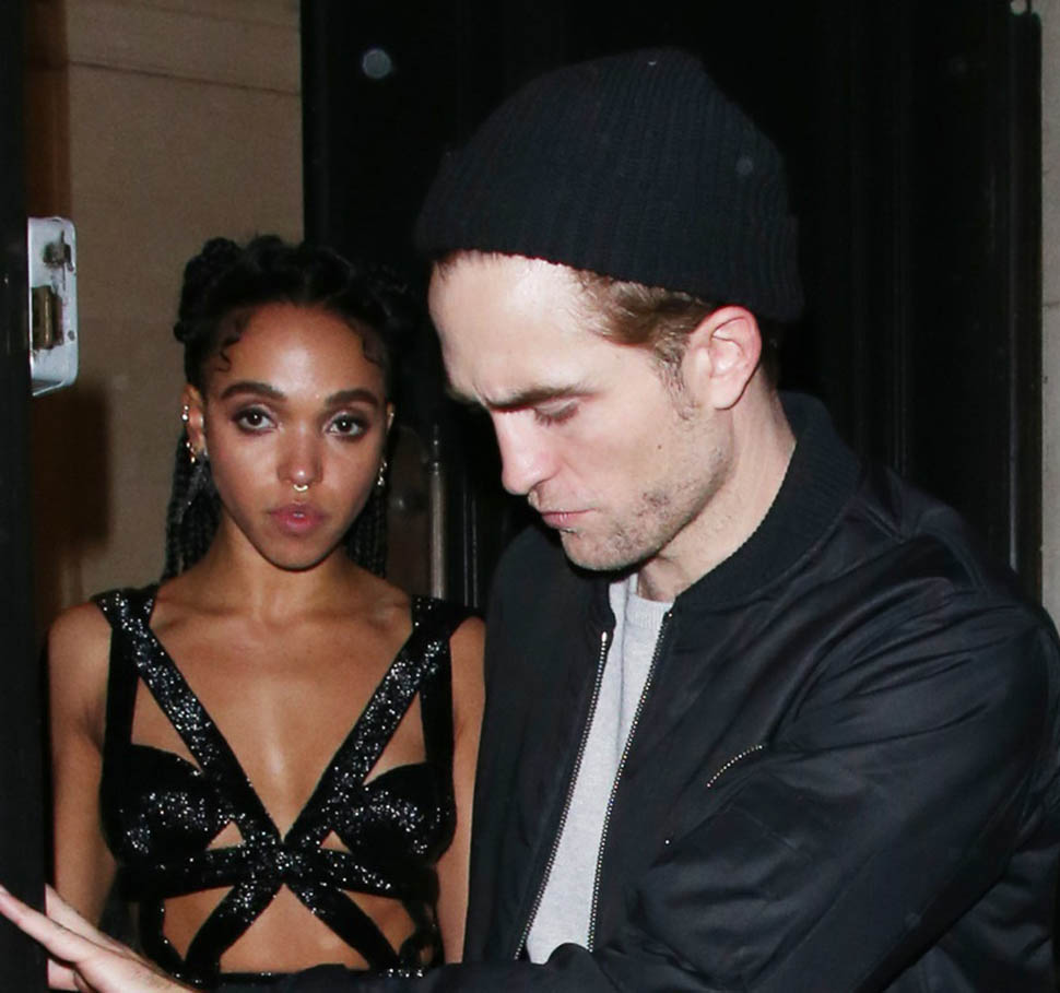 ROBERT-PATTINSON-FKA-TWIGS-COMPROMISO-1