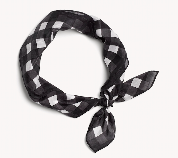 DUA LIPA GET THE LOOK BANDANA 2