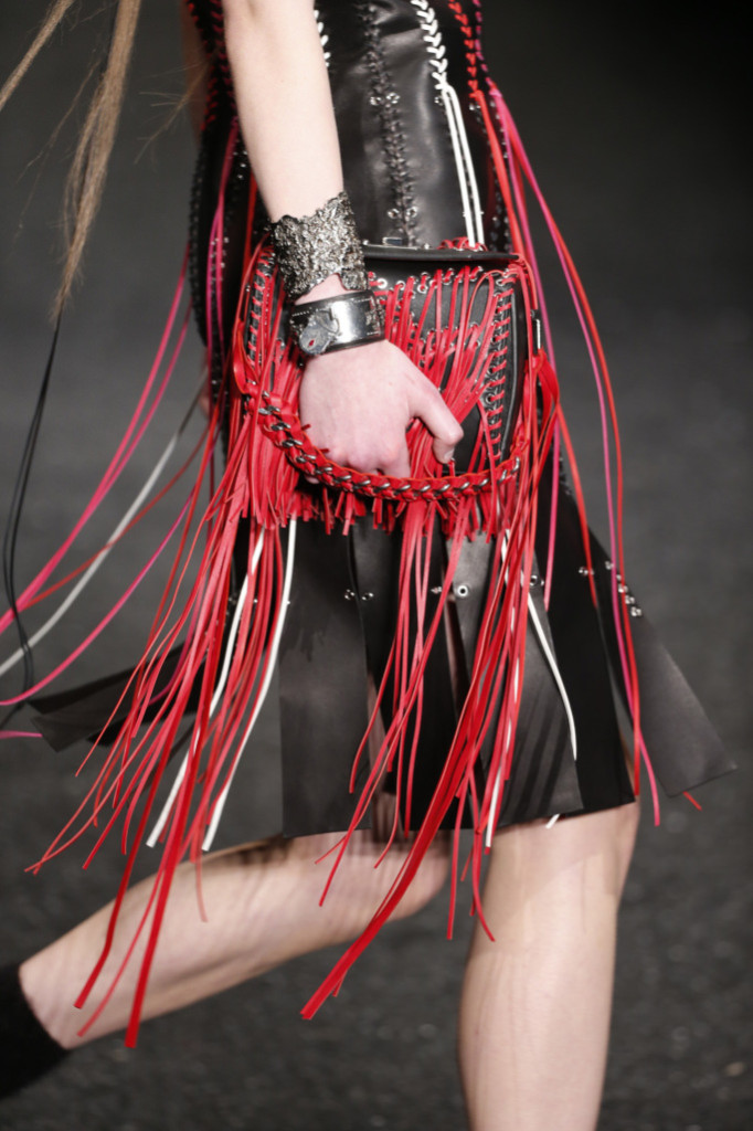 Alexander Mcqueen RTW Fall 2017 b