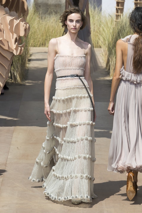 f9959a50b6c9a4142673c5da1e9603a8-595a70856bdbc