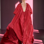 Valentino Haute Couture FW1718: pureza minimal
