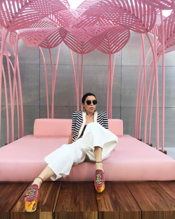 Aureta Thomollari: curadora de lo cool y apasionada de la moda Aureta Thomollari: curadora de lo cool y apasionada de la moda