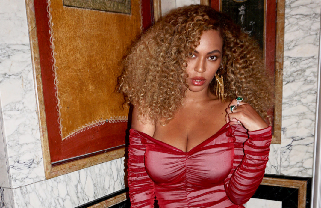 BEYONCE-HOUSE-OF-CB-DESTACADA