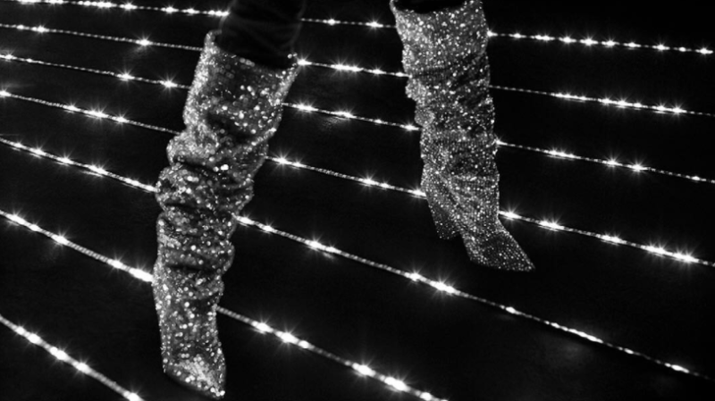 Las botas disco de Saint Laurent cuestan casi $200K