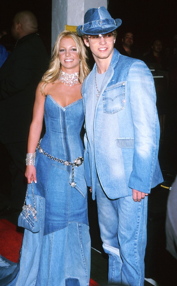 BRITNEY-SPEARS-OFF-WHITE-1