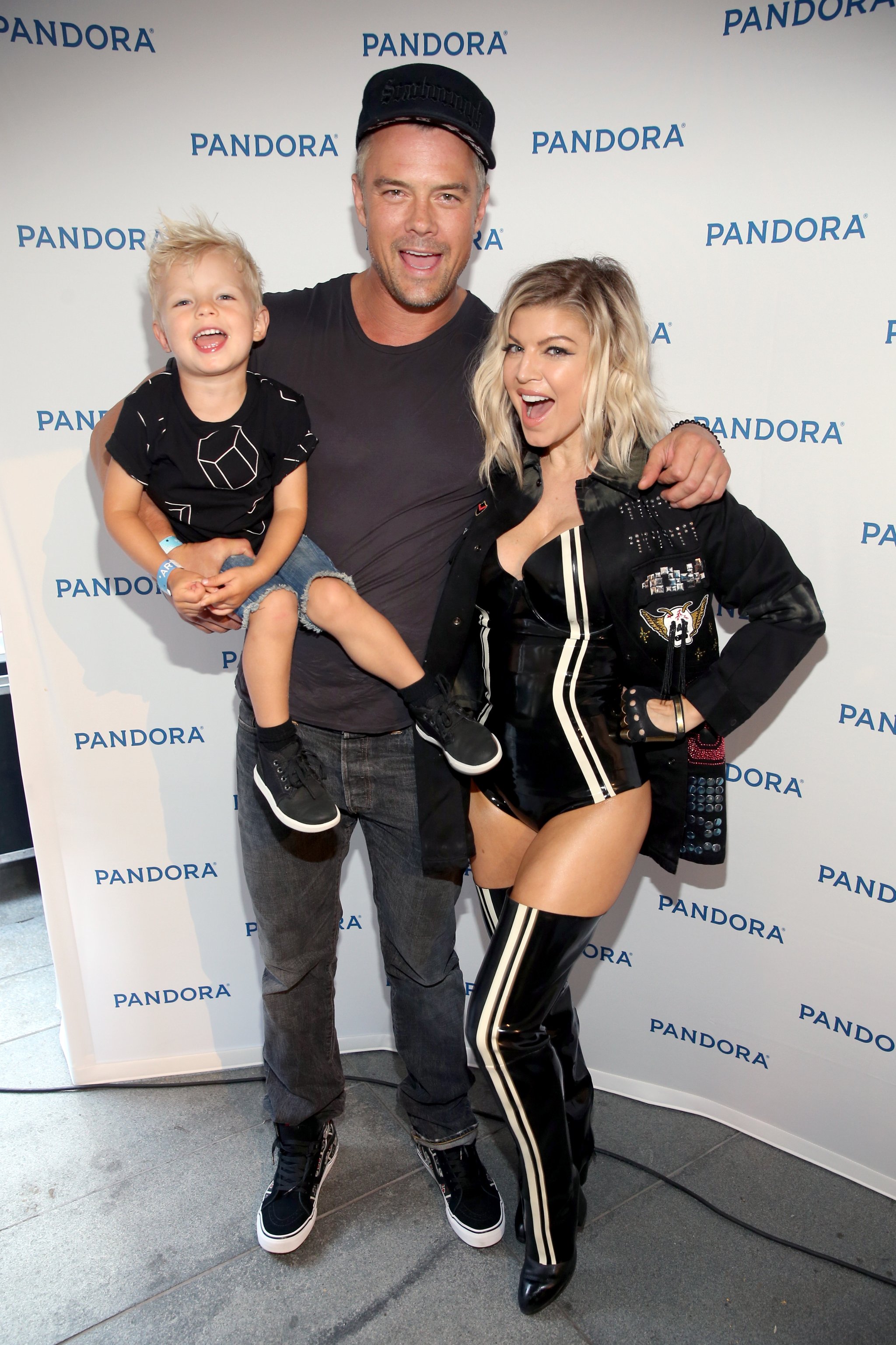 FERGIE-JOSH-DUHAMEL-1