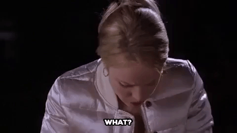 TAYLOR-SWIFT-MEAN-GIRLS-PEACHES-GIF1