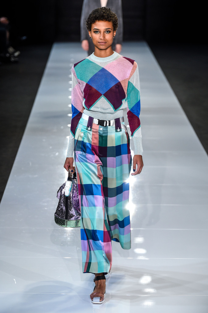 Versus Versace y Emporio Armani toman LFW