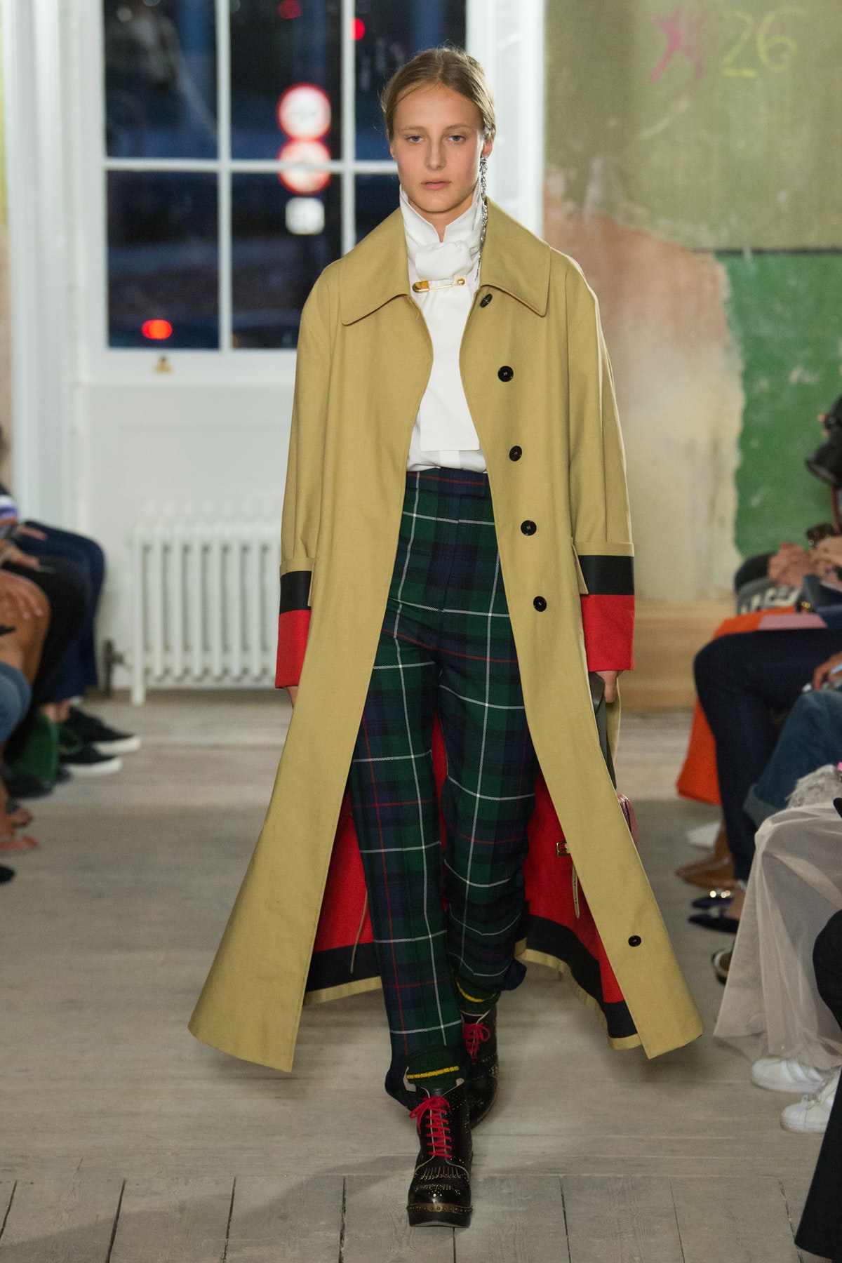 Burberry FW17: el regreso de su icónico tartán