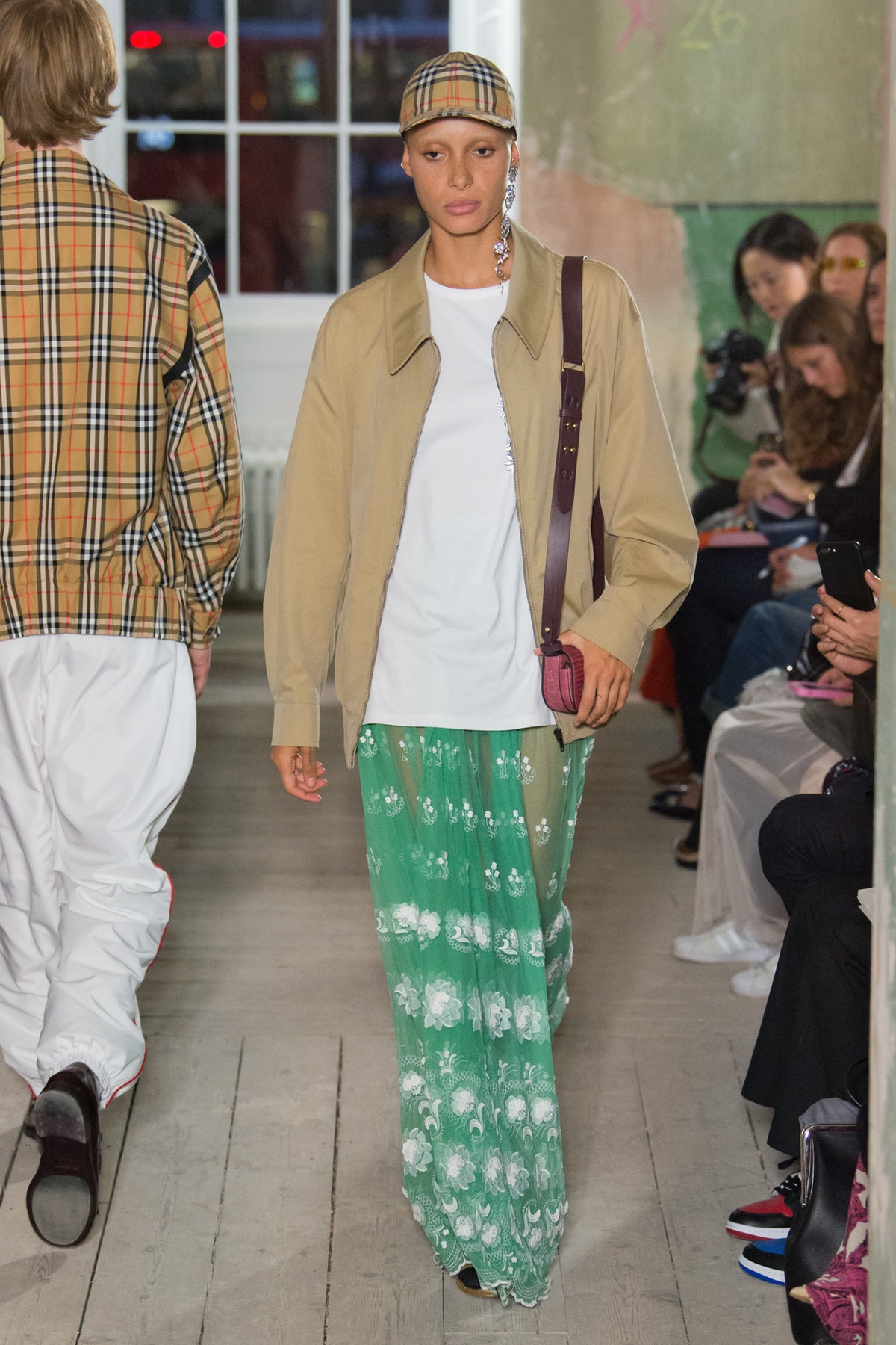 Burberry FW17: el regreso de su icónico tartán
