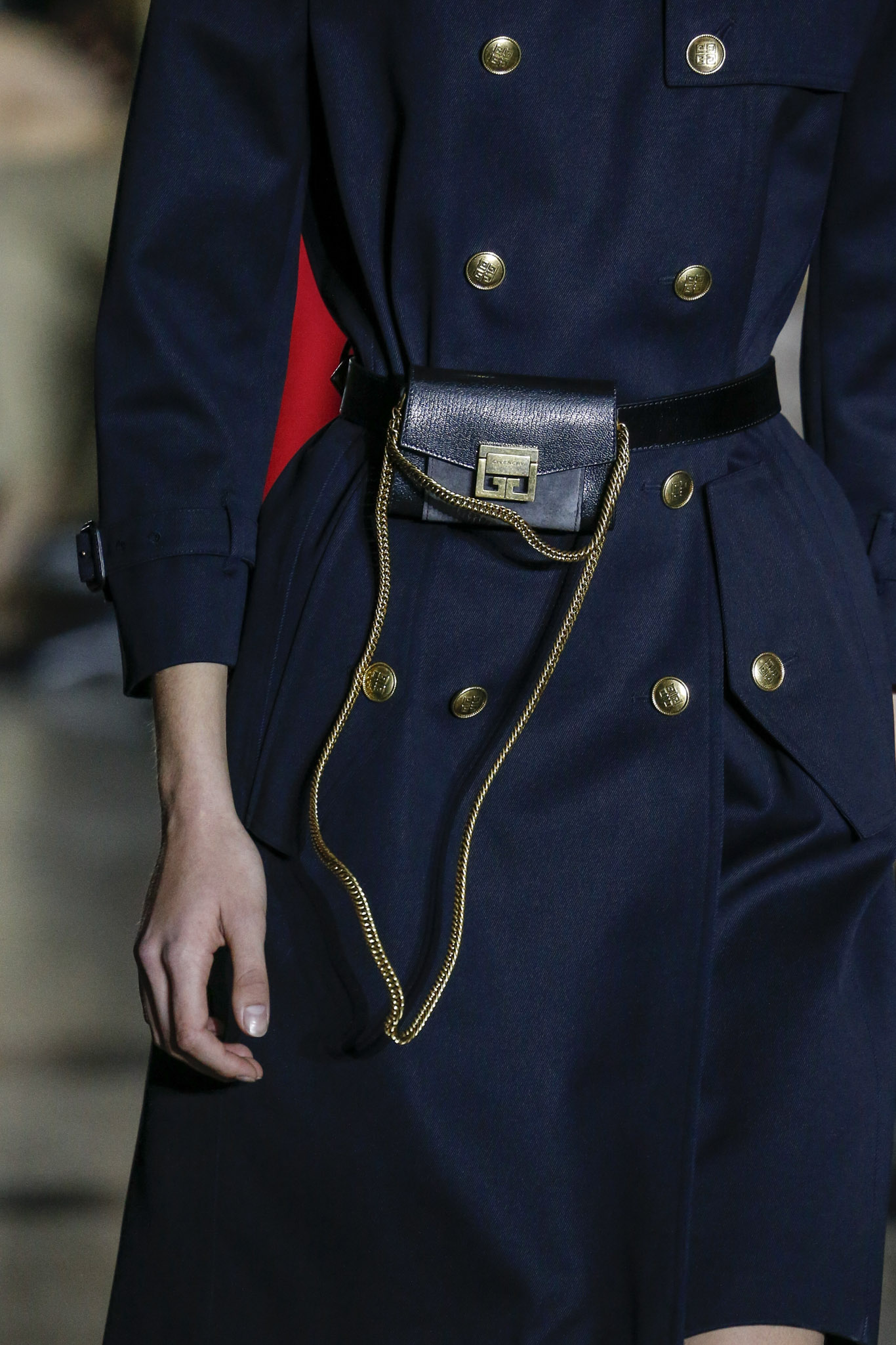 Details at Givenchy RTW Spring 2018