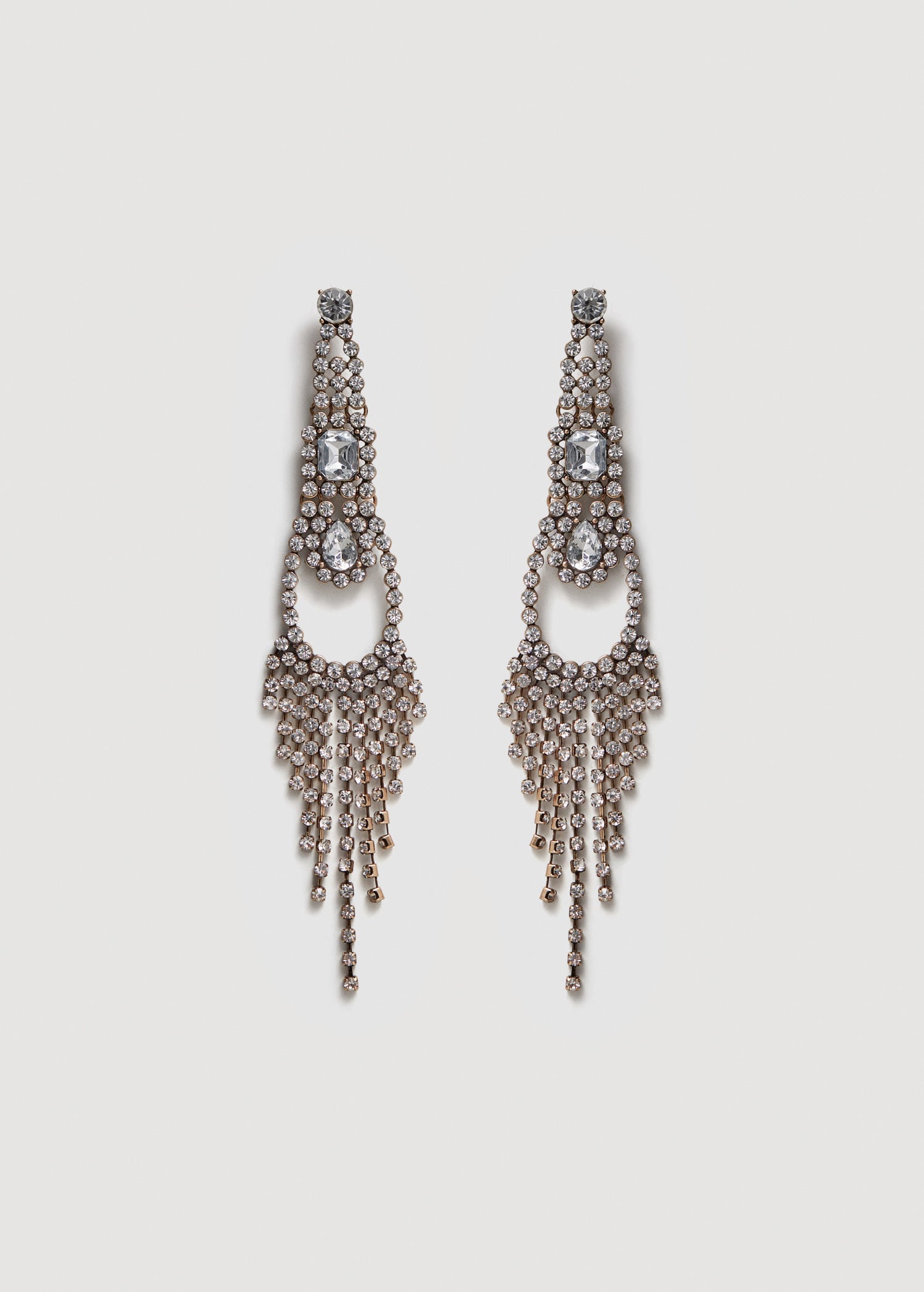 Musas-historicas-disfraz-halloween-aretes-mango