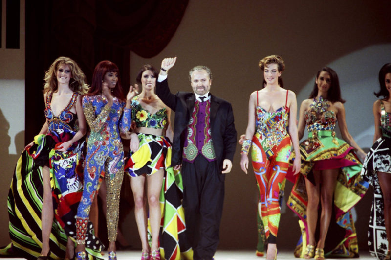 Ser musa de Gianni Versace cuesta más de $300,000