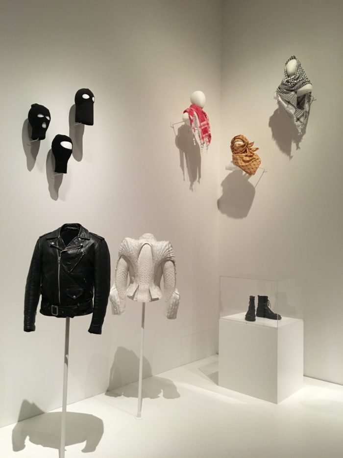items-is-fashion-modern-1