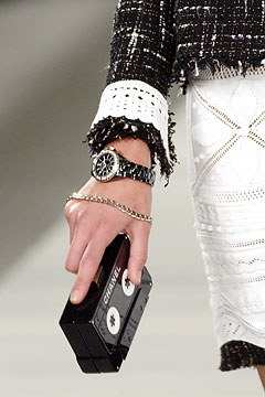 los-bolsos-iconicos-chanel-SS04