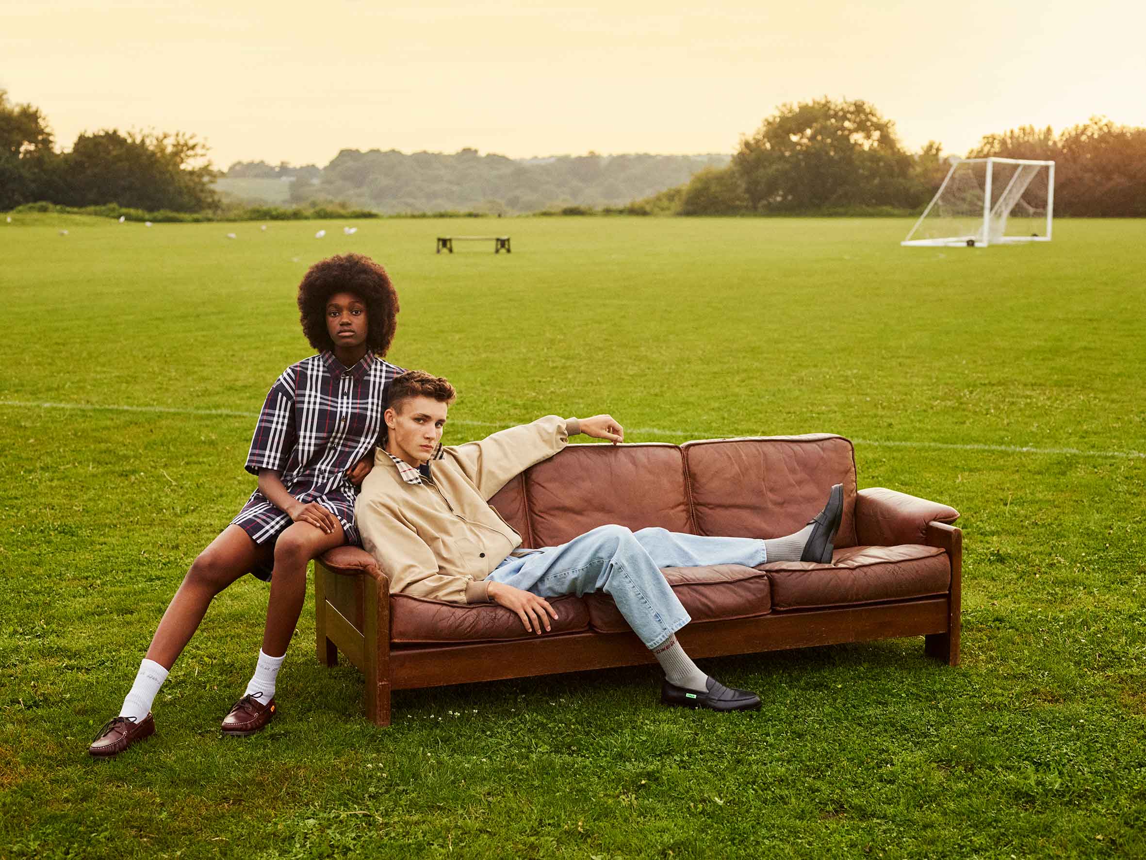 La colaboración de culto, Gosha x Burberry, ¡llega a tiendas!