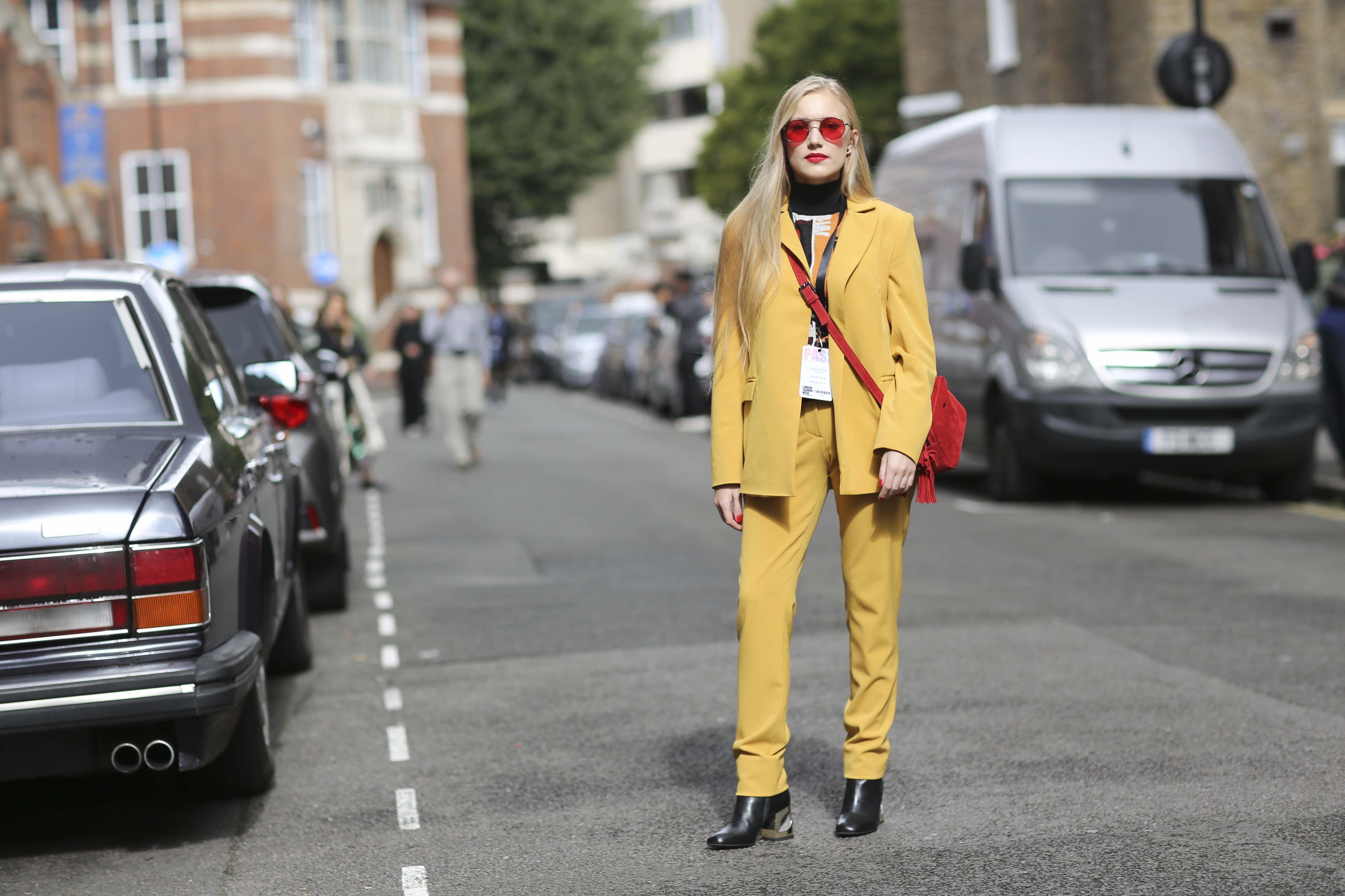 El color de la nueva generación, Gen-Z Yellow