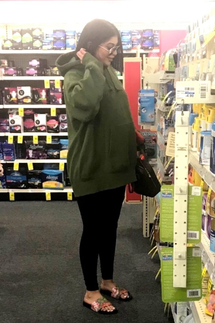 Esta fotografía confirma el embarazo de Kylie Jenner