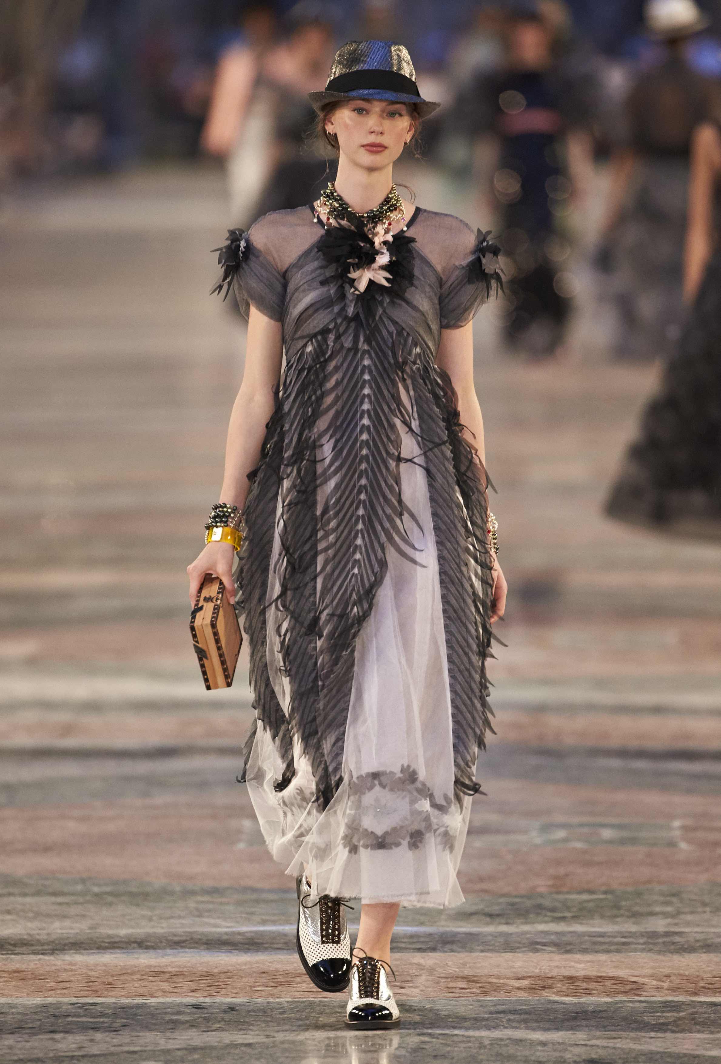 los-bolsos-iconicos-chanel-cruise-2017