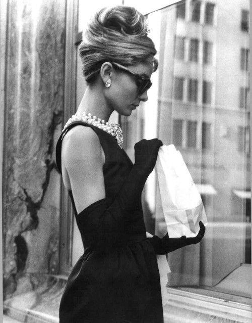 mejor-diseno-vestuario-hollywood-ultimos-80-breakfast-at-tiffanys