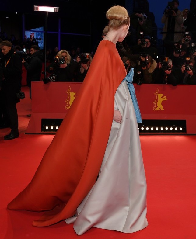 Elle Fanning y su vestido Valentino Couture para el Festival de Cine en Berlín
