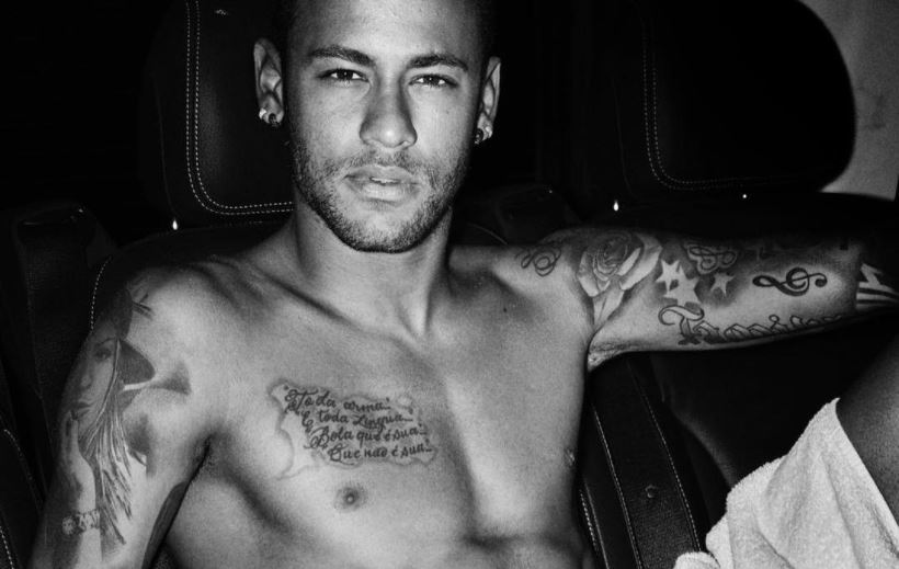 Neymar fotografiado por Mario Testino