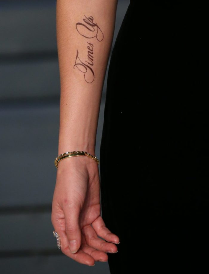 escandaloso-tatuaje-emma-watson-una-falta-ortografica-1