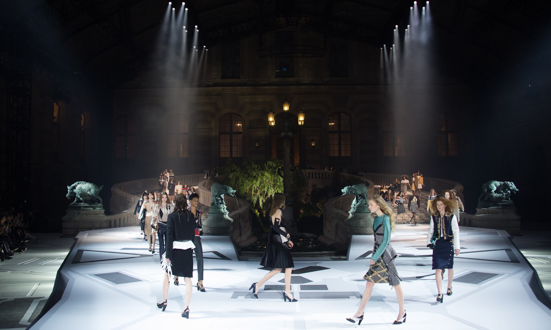 la-space-age-regenerada-louis-vuitton-otono-invierno-2018-destacada