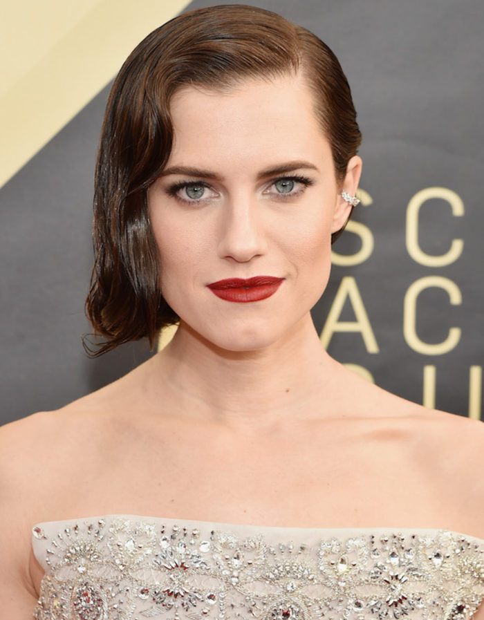 las-tendencias-belleza-cool-vimos-en-la-temporada-de-premios-allison-williams