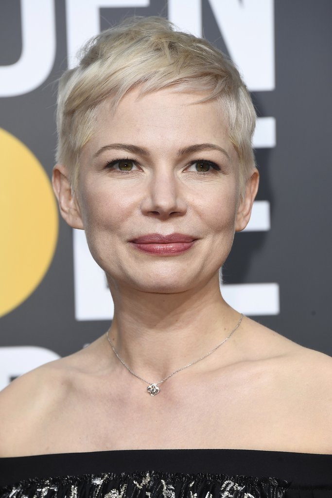 las-tendencias-belleza-cool-vimos-en-la-temporada-de-premios-michelle-williams