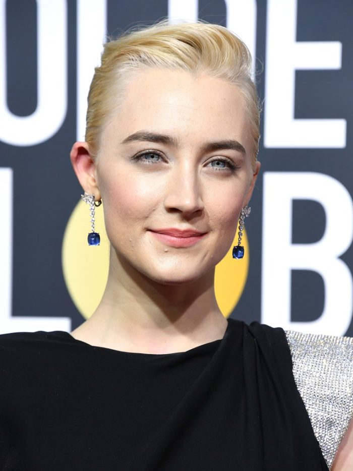 las-tendencias-belleza-cool-vimos-en-la-temporada-de-premios-saoirse-ronan