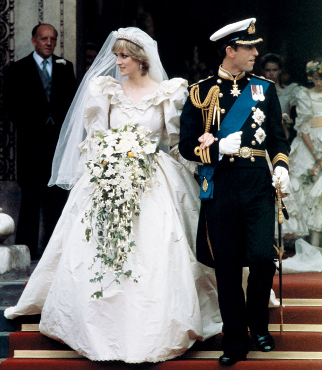 que-traje-o-uniforme-usara-prince-harry-para-su-boda-prince-charles