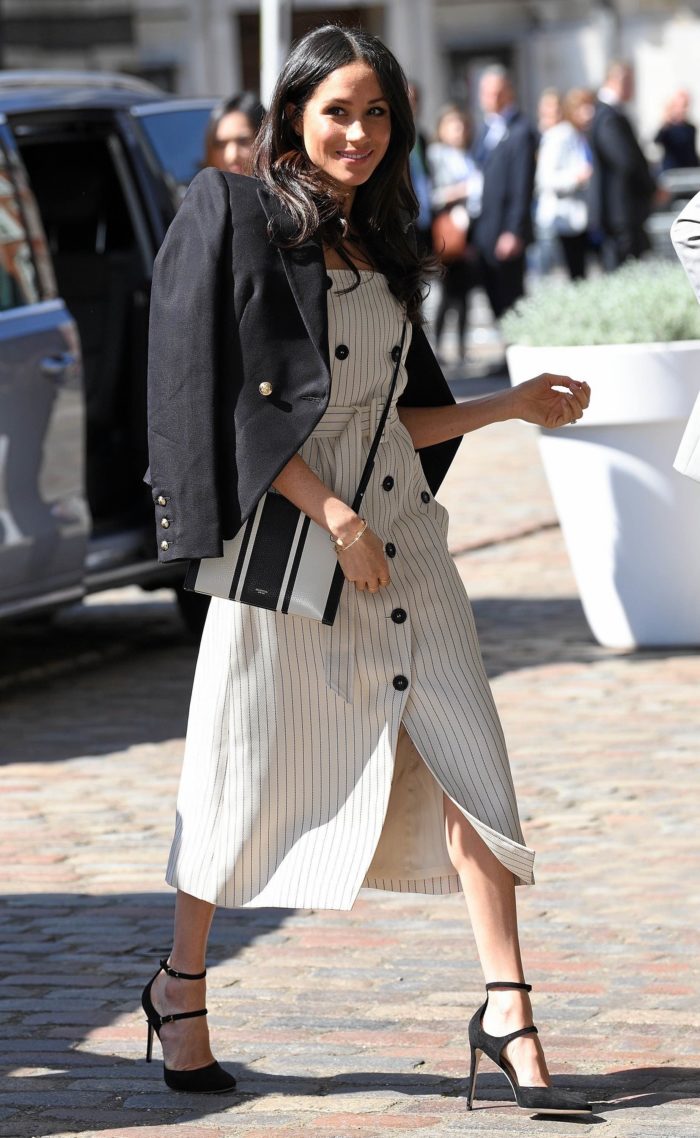 El vestido a rayas de Meghan Markle, ¡está en descuento!