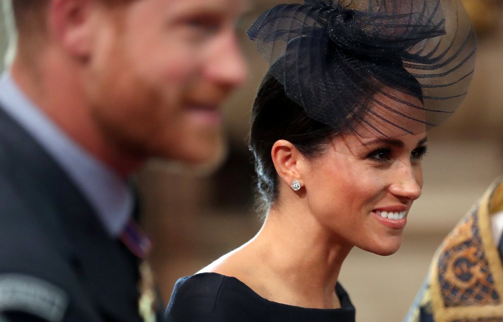 meghan-markle-apuesta-por-dior-y-el-new-look-destacada