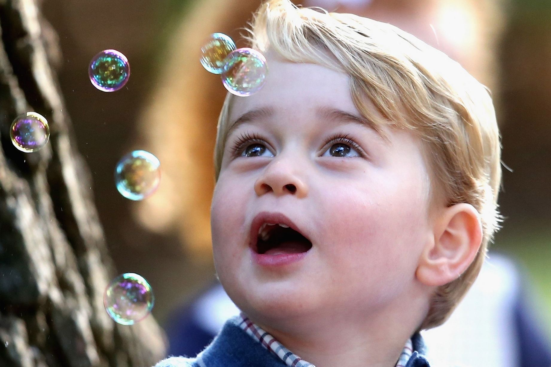 El príncipe George va de cacería con su familia