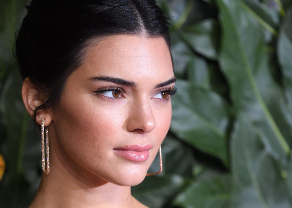 ¿Por qué Kendall Jenner siempre apuesta por el naked dress?
