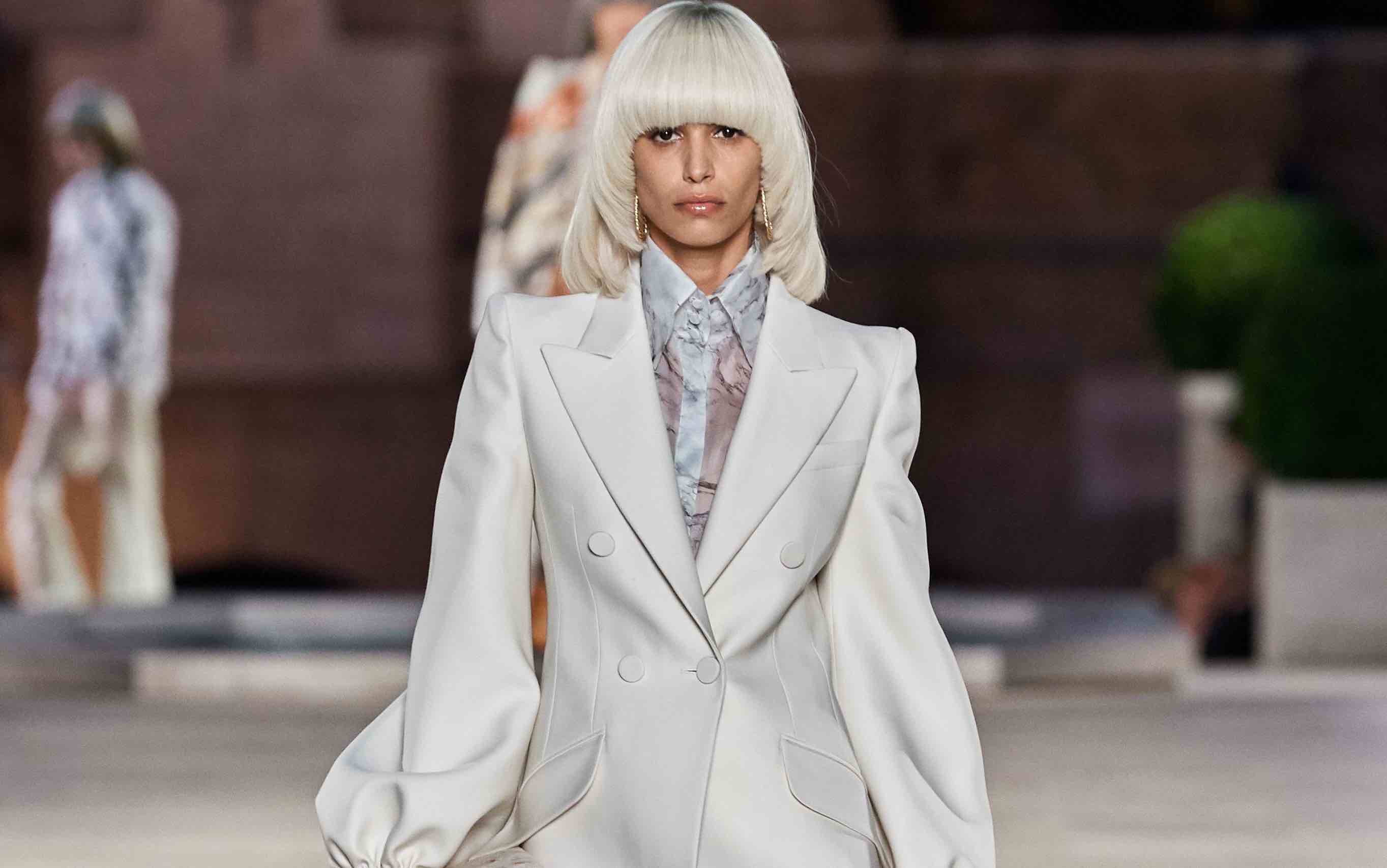 Fendi tributo a Karl Lagerfeld