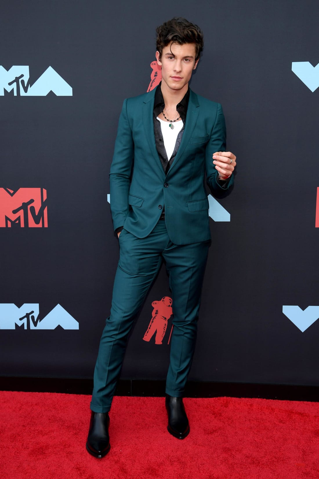 Así fue la alfombra roja de los VMAs