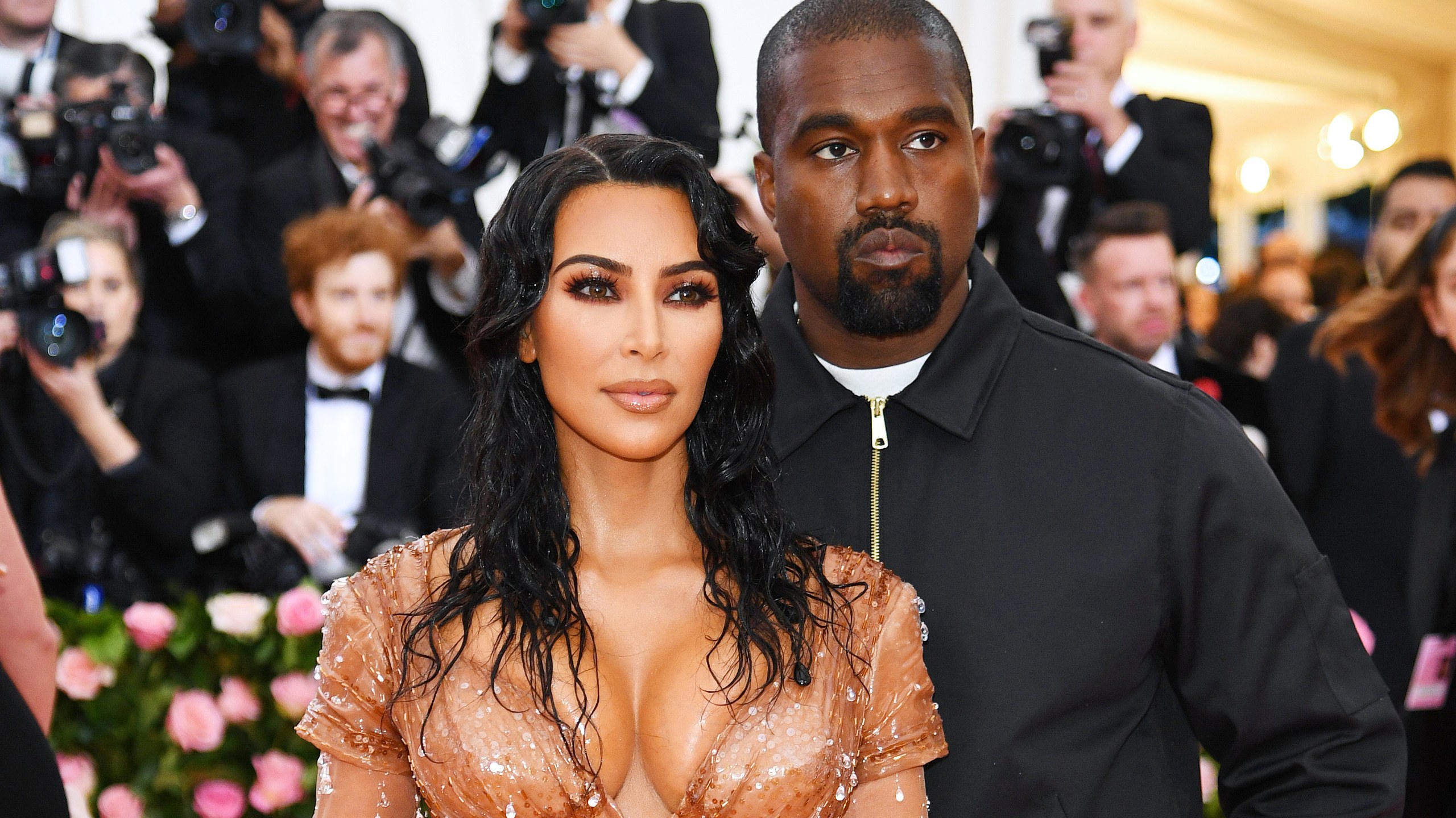 A Kanye West no le gusta que Kim se vista sexy